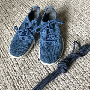Allbirds Tree Runners size 7